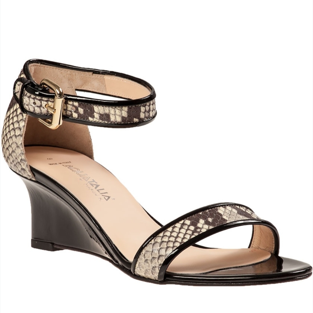 Aquatalia Quenby Wedge Sandals 8 Elegant Black Patent Leather Snakeskin Italian